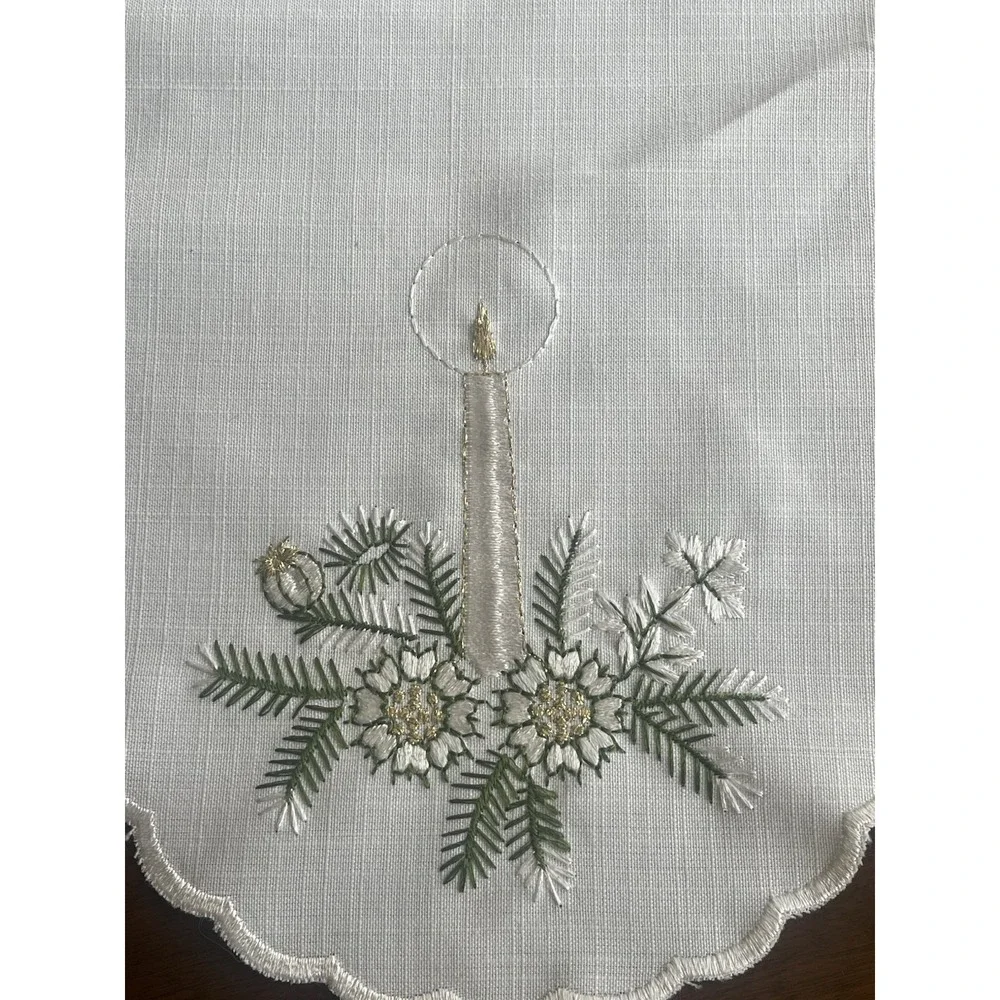 Vintage Christmas Embroidered Dresser Scarf 18x8 Candle Evergreen Floral Linen